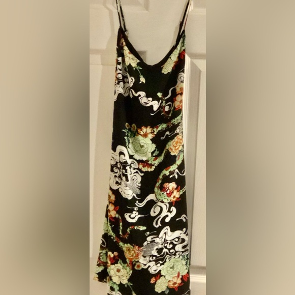 Aritzia Slip Dress size Medium - Picture 1 of 7